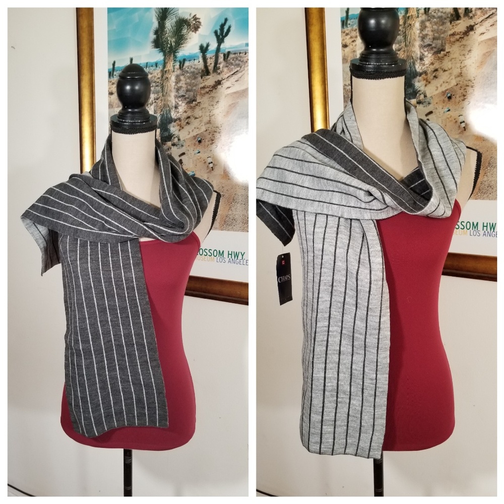 Chaps Unisex reversible pinstriped scarf. One size